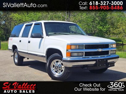 Used 1999 Chevrolet Suburban 2500 w/ Preferred Equipment Group 3