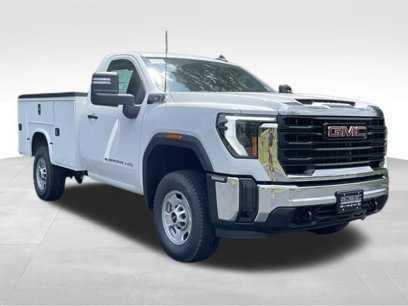 New 2024 GMC Sierra 2500 Pro w/ Convenience Package