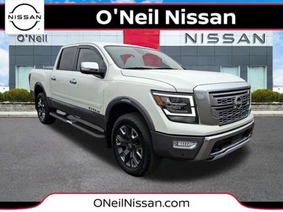 Certified 2024 Nissan Titan Platinum Reserve w/ Moonroof Package