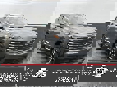 Certified 2025 Nissan Kicks SV