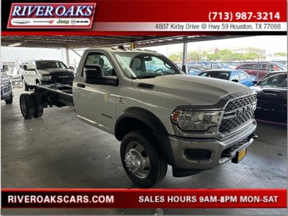 New 2024 RAM 5500 SLT w/ Quick Order Package 2YG SLT