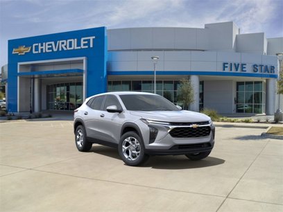 New 2025 Chevrolet Trax LS w/ LS Convenience Package