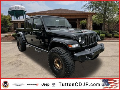 New 2025 Jeep Gladiator Sport