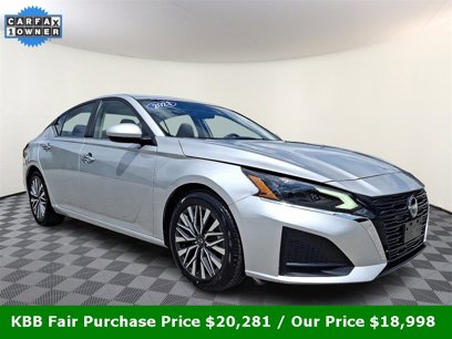 Used 2023 Nissan Altima 2.5 SV