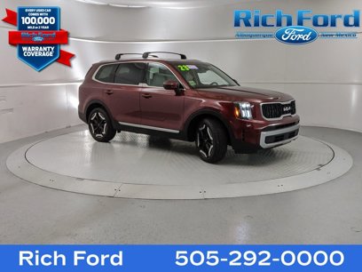 Used 2023 Kia Telluride EX w/ EX Captain's Chair Package