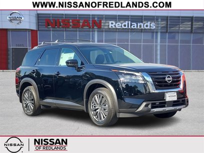 New 2025 Nissan Pathfinder SL w/ SL Premium Package