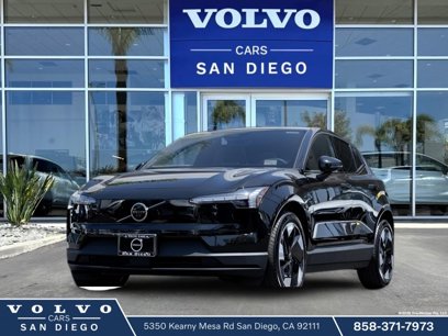 New 2025 Volvo EX30 Ultra w/ Climate Package