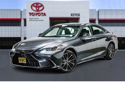 Used 2024 Lexus ES 300h w/ Premium Package