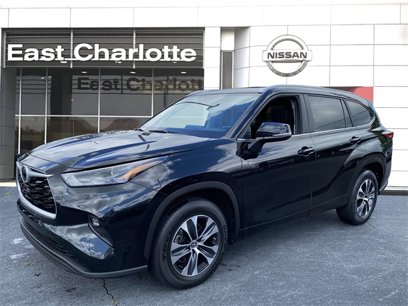 Used 2023 Toyota Highlander XLE