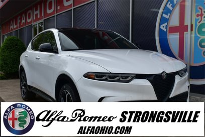 New 2025 Alfa Romeo Tonale w/ Premium Package