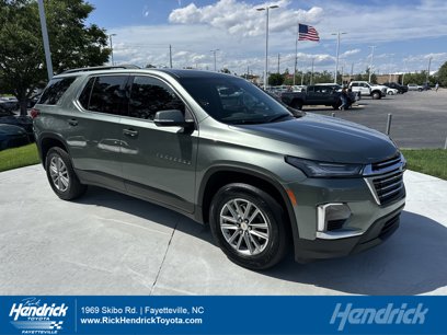 Used 2023 Chevrolet Traverse LT