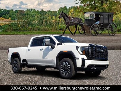 New 2025 GMC Sierra 2500 Denali Ultimate w/ Max Trailering Package