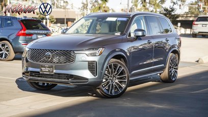 New 2025 Volvo XC90 B6 Ultra w/ Lounge Package