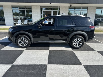 Used 2023 Nissan Pathfinder SL w/ Black Appearance Package