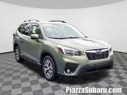 Used 2021 Subaru Forester Premium w/ Popular Package #1