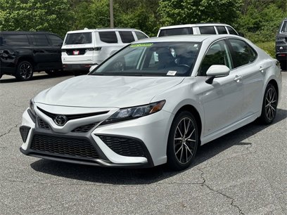 Used 2023 Toyota Camry SE