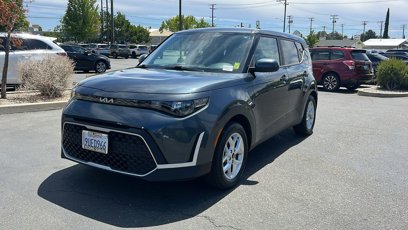 Used 2024 Kia Soul LX w/ Option Group 015