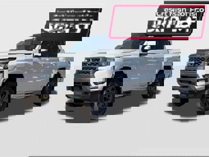 New 2025 Nissan Frontier SV