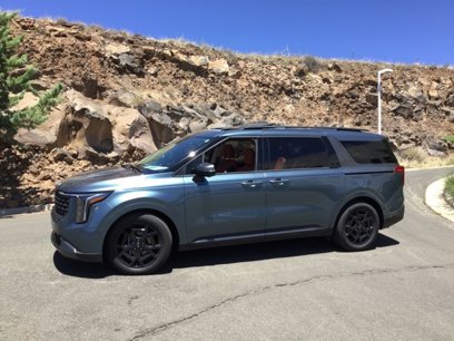 Certified 2025 Kia Carnival SX w/ SX Dark Edition Package