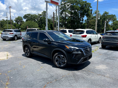 Used 2025 Nissan Rogue SV