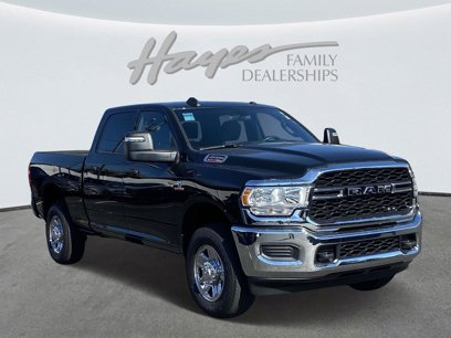 New 2024 RAM 2500 Tradesman w/ Chrome Appearance Group
