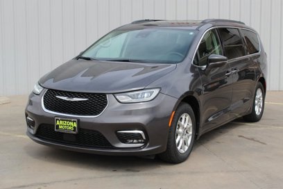 Used 2022 Chrysler Pacifica Touring-L