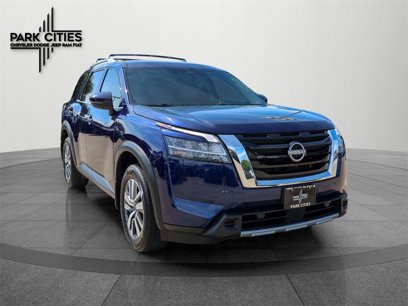 Used 2024 Nissan Pathfinder SL