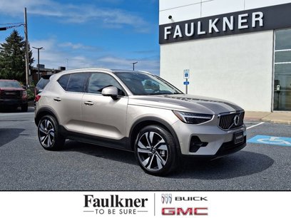 Used 2024 Volvo XC40 B5 Ultimate w/ Climate Package