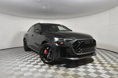 New 2025 Audi RS Q8 performance