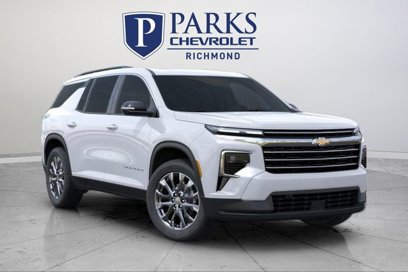 New 2025 Chevrolet Traverse LT w/ Sun and Wheel Package