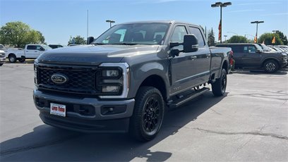 New 2025 Ford F250 XLT w/ Black Appearance Package