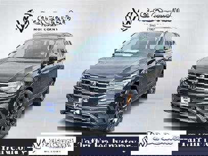 New 2024 Volkswagen Tiguan SE