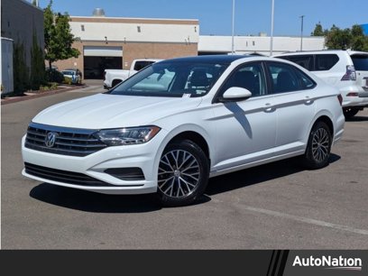 Used 2021 Volkswagen Jetta SE w/ SE Cold Weather Package