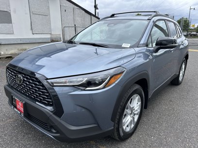 New 2025 Toyota Corolla Cross LE