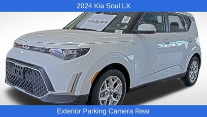 Used 2024 Kia Soul LX w/ Option Group 015