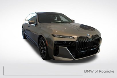 New 2025 BMW i7 xDrive60 w/ Executive Package