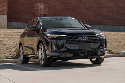 New 2025 Audi Q5 Prestige