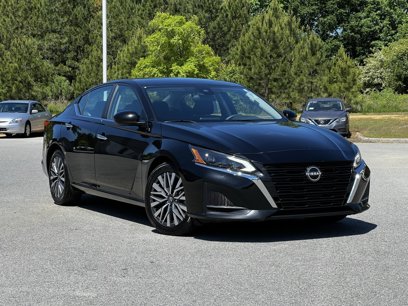 Used 2023 Nissan Altima 2.5 SV