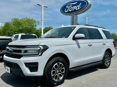 Used 2024 Ford Expedition XLT