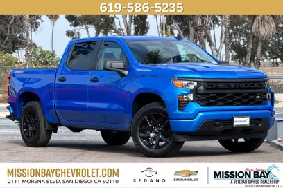 New 2025 Chevrolet Silverado 1500 Custom w/ Turbomax Blackout Package