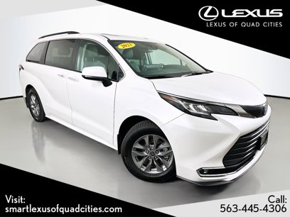 Used 2023 Toyota Sienna XLE