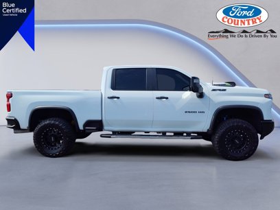 Used 2024 Chevrolet Silverado 2500 ZR2