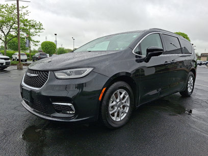 Used 2022 Chrysler Pacifica Touring-L