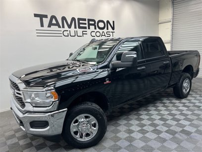 New 2024 RAM 2500 Tradesman w/ Chrome Appearance Group