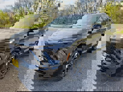 New 2025 Buick Enclave Sport Touring w/ Power Package