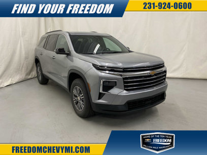 Used 2024 Chevrolet Traverse LT w/ Trailering Package
