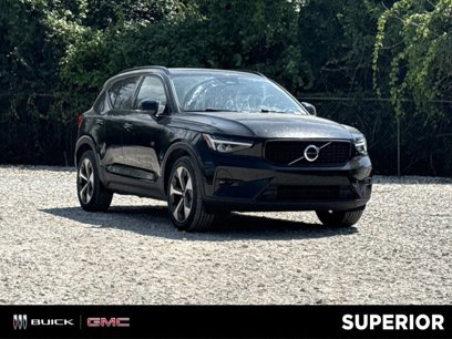 Used 2023 Volvo XC40 B4 Ultimate