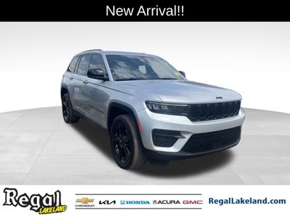 Used 2023 Jeep Grand Cherokee Altitude