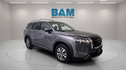 Used 2022 Nissan Pathfinder SL