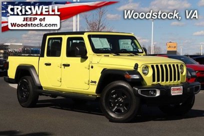 Used 2023 Jeep Gladiator Sport w/ Trailer Tow Package